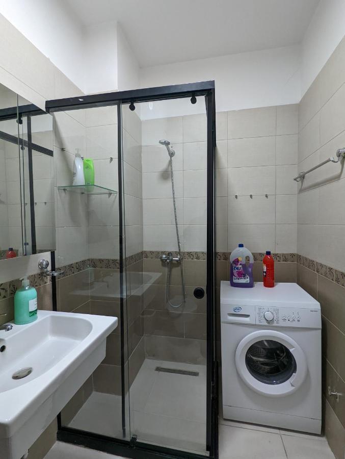 Spiranca Downtown Comfort Lejlighed Tirana Eksteriør billede