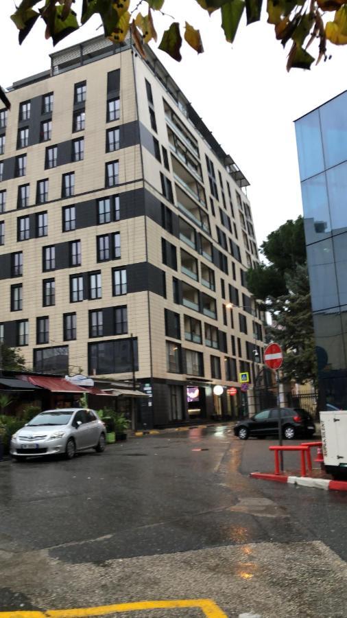 Spiranca Downtown Comfort Lejlighed Tirana Eksteriør billede
