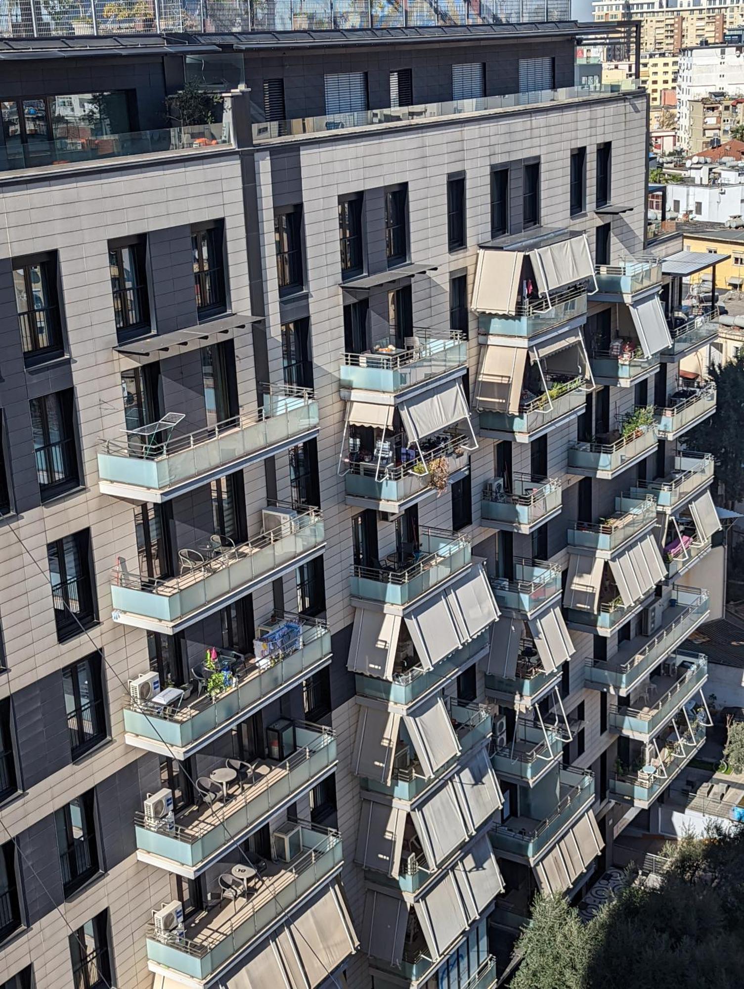 Spiranca Downtown Comfort Lejlighed Tirana Eksteriør billede